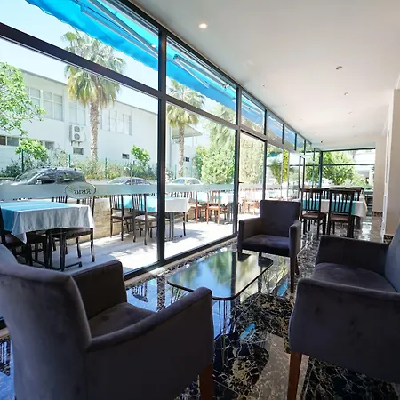 Risus Park Hotel 3*