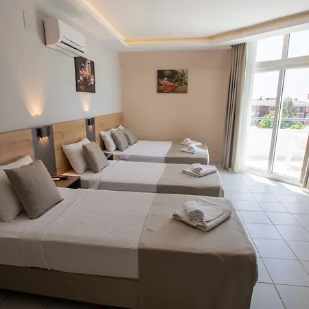 Risus Park Hotel