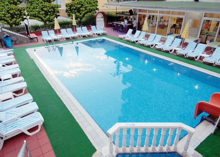 Risus Park 호텔 3*