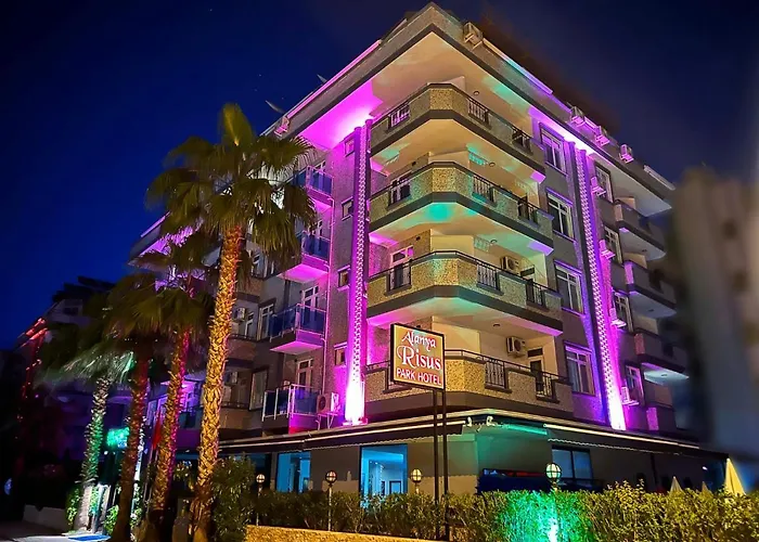 Hotel Risus Park 3*