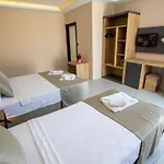 Ξενοδοχείο Risus Park Αλάνια